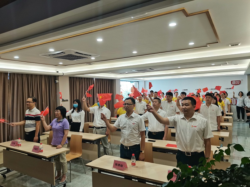 ʯ�����ܹ�����yd12300�ƶ���·һ���Թ۶�ݸ�е�����ϳ�����������ͬ�������й�������û�����й��� (3)